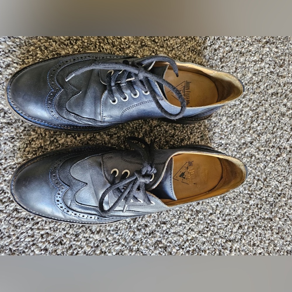 John Fluevog Classic Black Leather Wingtip Oxfords - Men size 9